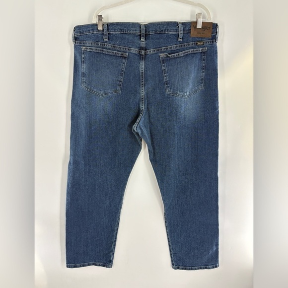Wrangler Men's Relaxed Fit Denim Jeans in Blue - Picture 4 of 5